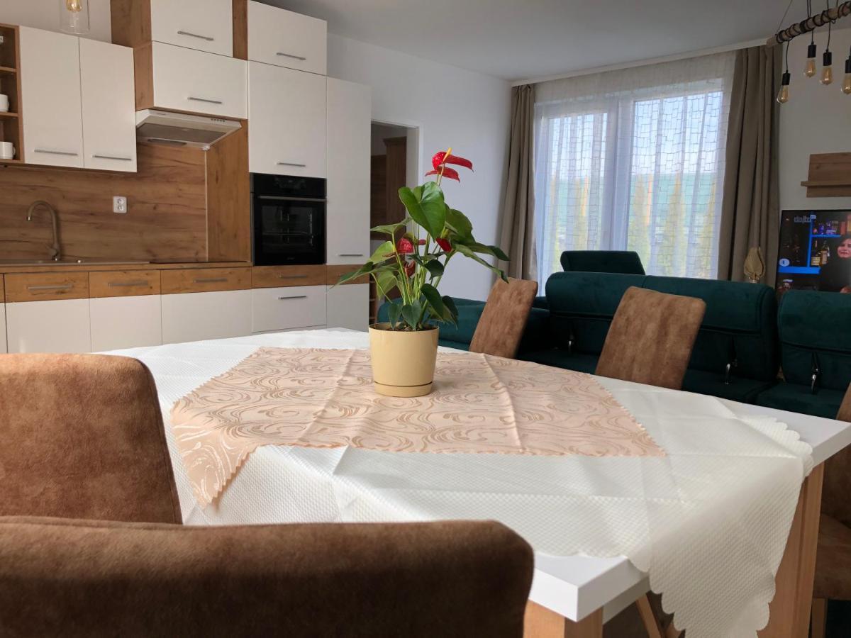 Tatra billetee apartmán s luxusným výhľadom na VysokéTatry a súkromným wellness Poprad Extérieur photo