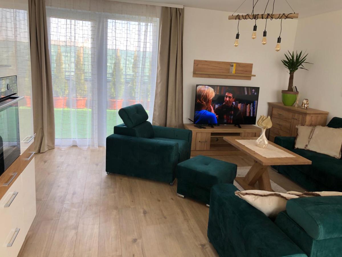 Tatra billetee apartmán s luxusným výhľadom na VysokéTatry a súkromným wellness Poprad Extérieur photo