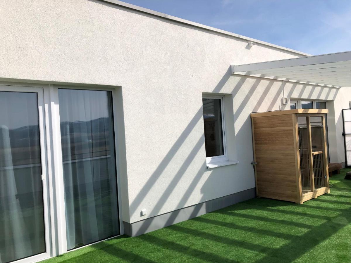 Tatra billetee apartmán s luxusným výhľadom na VysokéTatry a súkromným wellness Poprad Extérieur photo