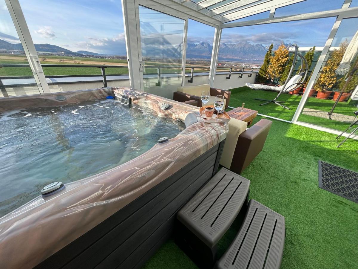Tatra billetee apartmán s luxusným výhľadom na VysokéTatry a súkromným wellness Poprad Extérieur photo